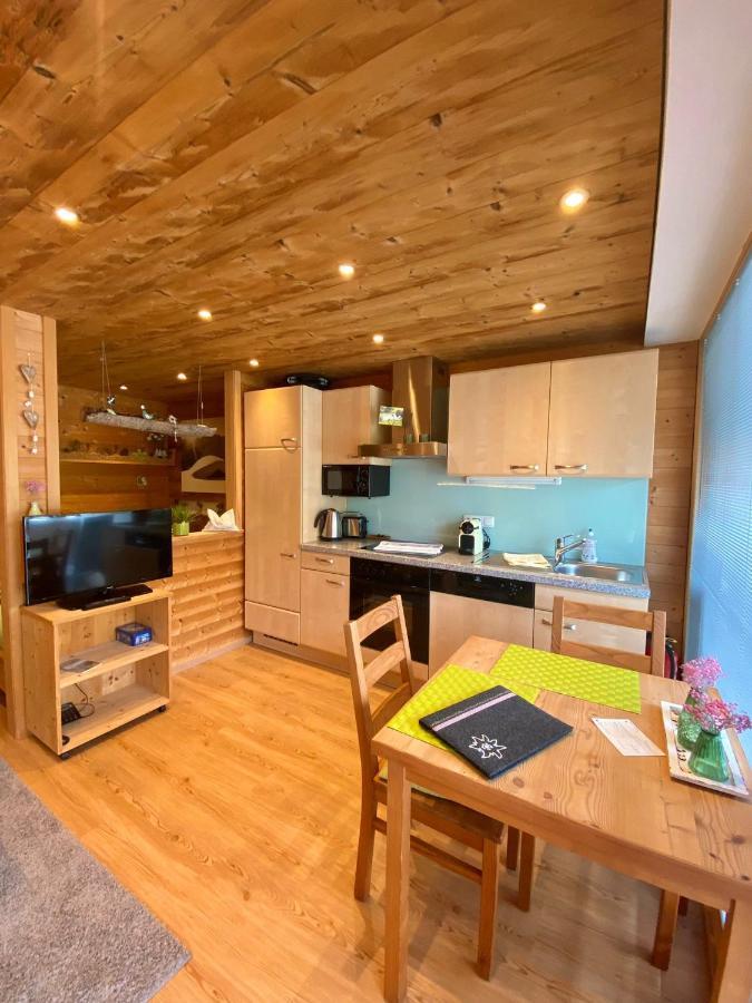 Apartamento Damülser Holzhus Exterior foto